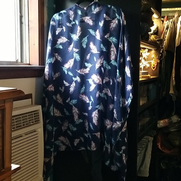 Kimono style sheer overpiece - Picture 2 of 2